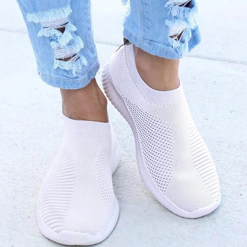 Women’s Flat Sneakers – Lightweight Breathable Slip-On Casual Shoes